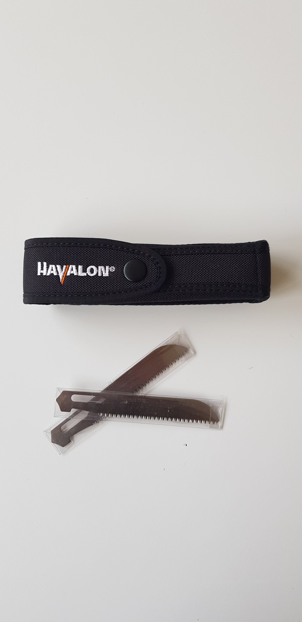 Havalon Baracuta Sägemesser